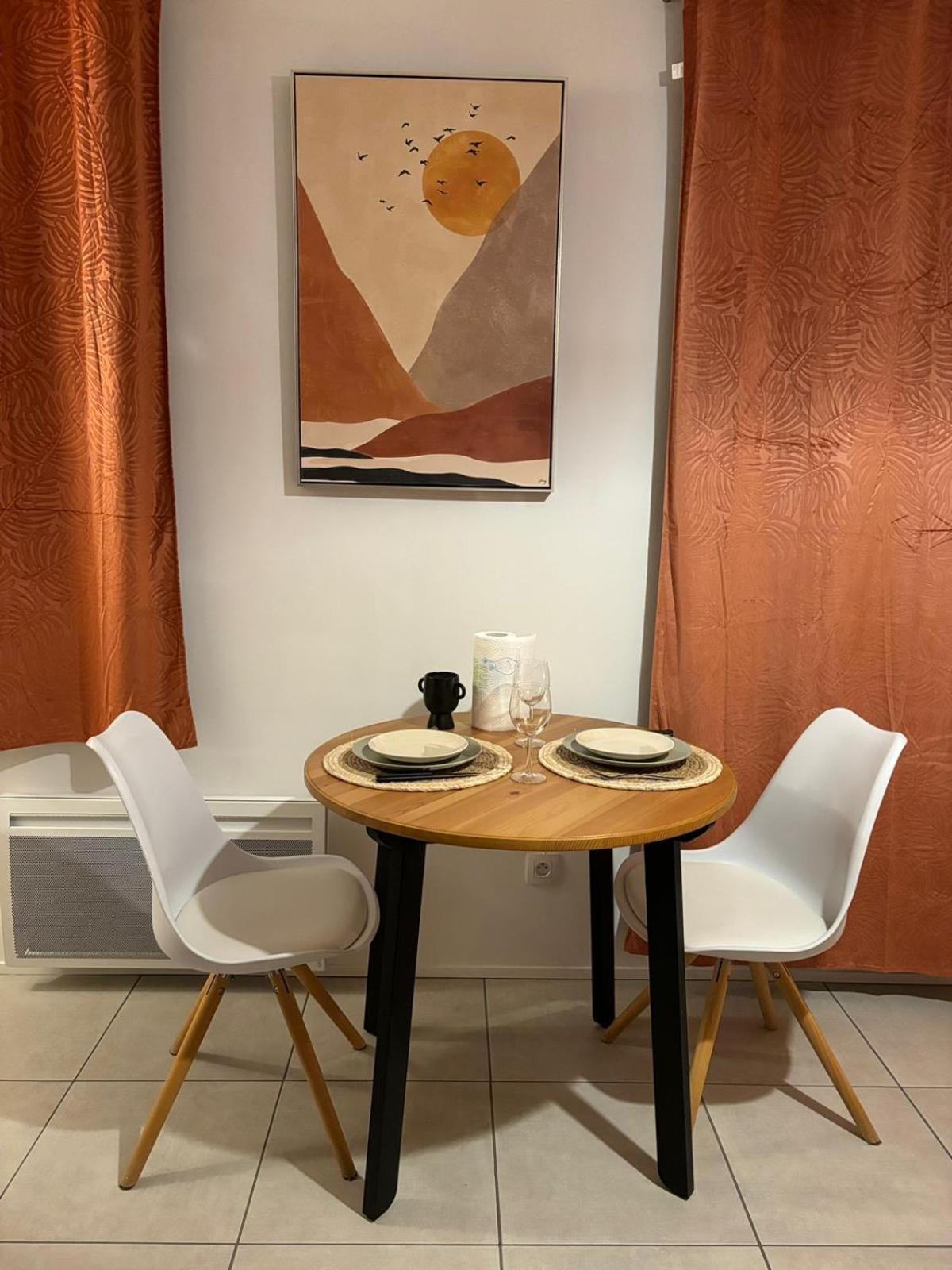 Apartamento Le Marguerite & Le Melange Savant Ruan Exterior foto